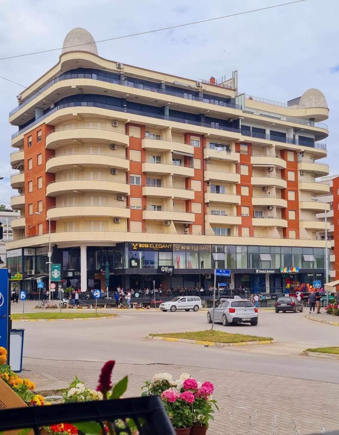 Apartment 1 Plisi Gjilan Екстериор снимка
