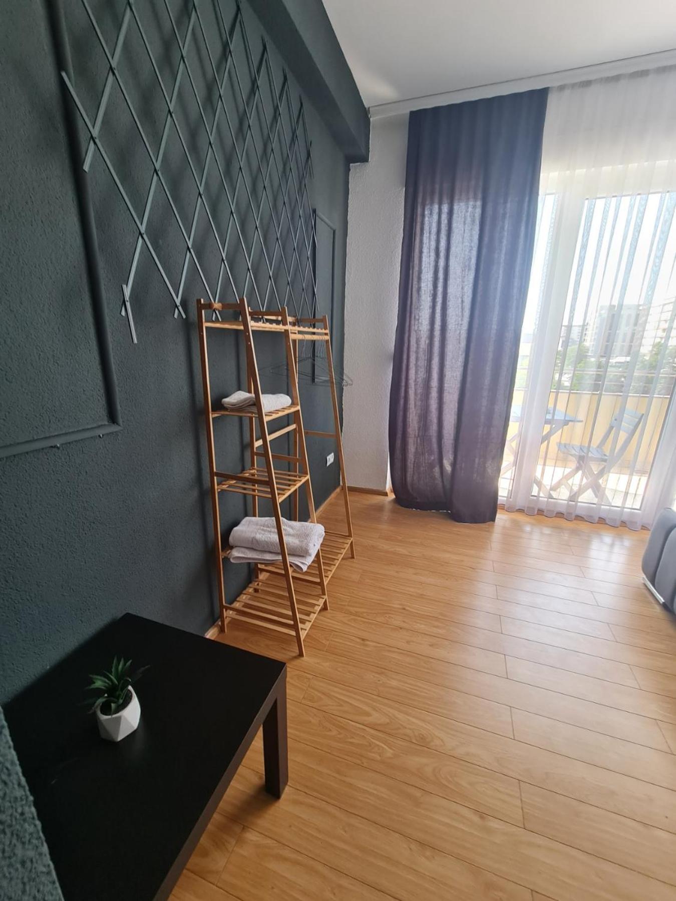 Apartment 1 Plisi Gjilan Екстериор снимка